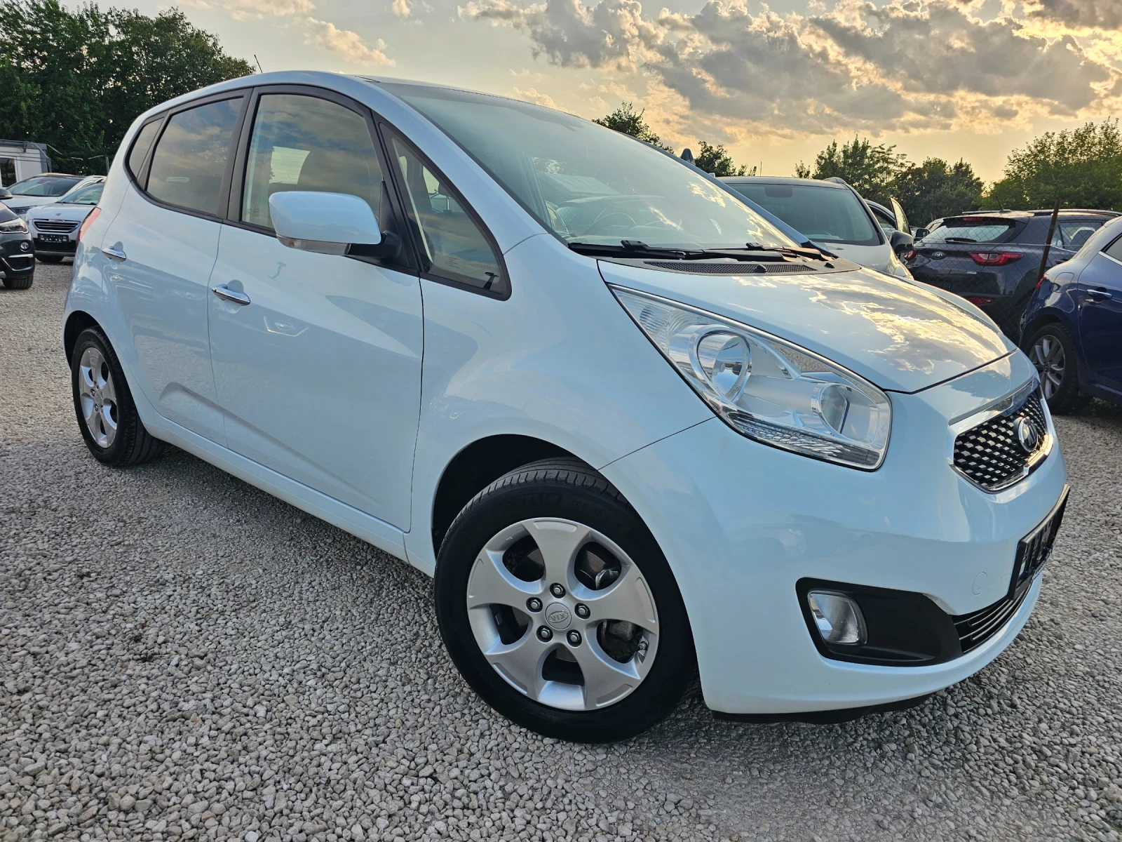 Kia Venga 1.4i, 90к.с., GPL, снимка 3 - Автомобили и джипове - 55437282