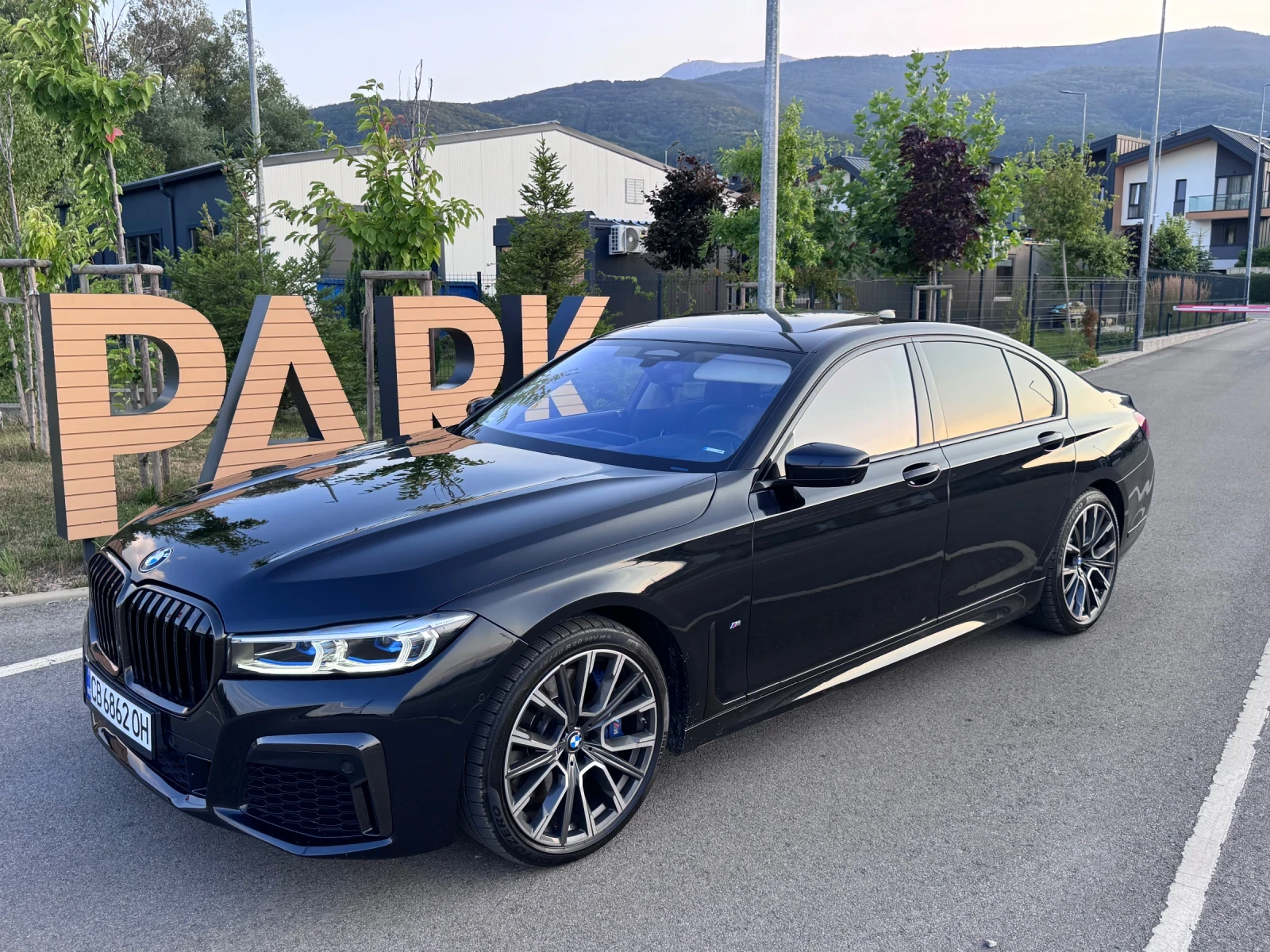 BMW 740 X DRIVE FINAL EDITION Проблем в мотора
