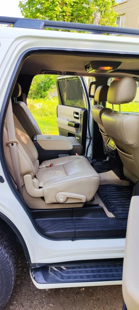 Toyota Sequoia 5.7 Platinum | Mobile.bg    11