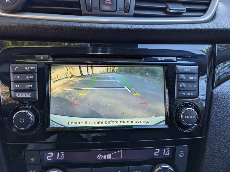 Nissan Qashqai 1.2, снимка 9 - Автомобили и джипове - 51546389