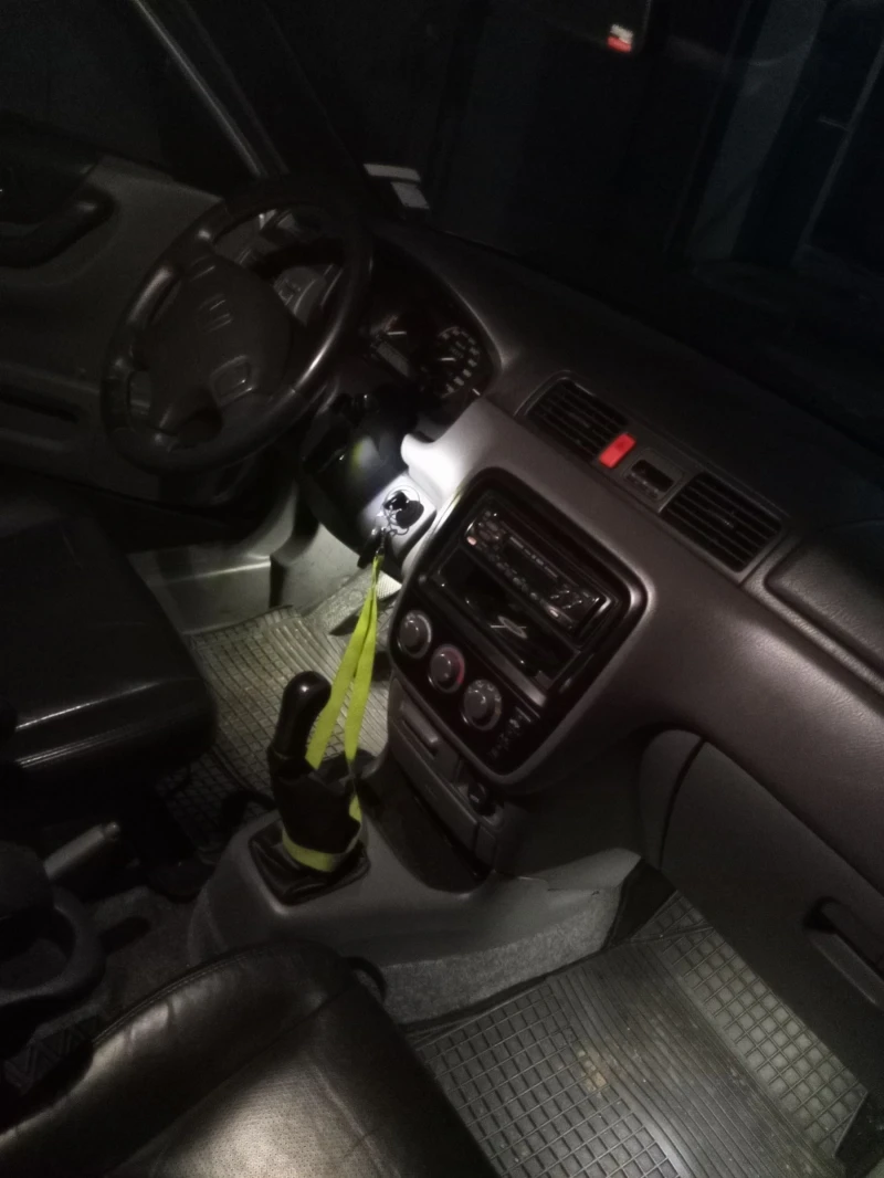 Honda Cr-v Rd1, снимка 15 - Автомобили и джипове - 52593486