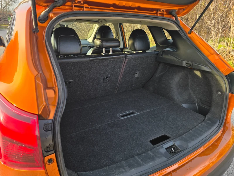 Nissan Qashqai 2.0 4х4, снимка 6 - Автомобили и джипове - 52729441