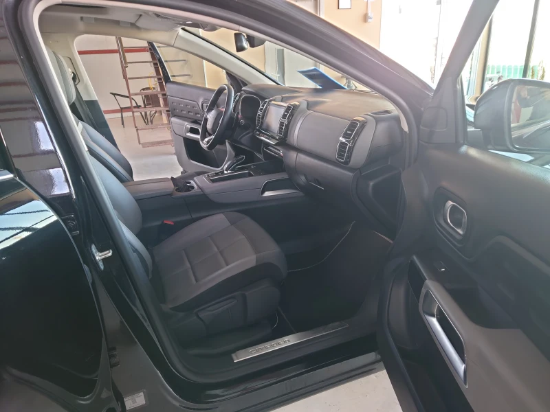 Citroen C5 Aircross 1.2i Business Plus, снимка 8 - Автомобили и джипове - 53129002