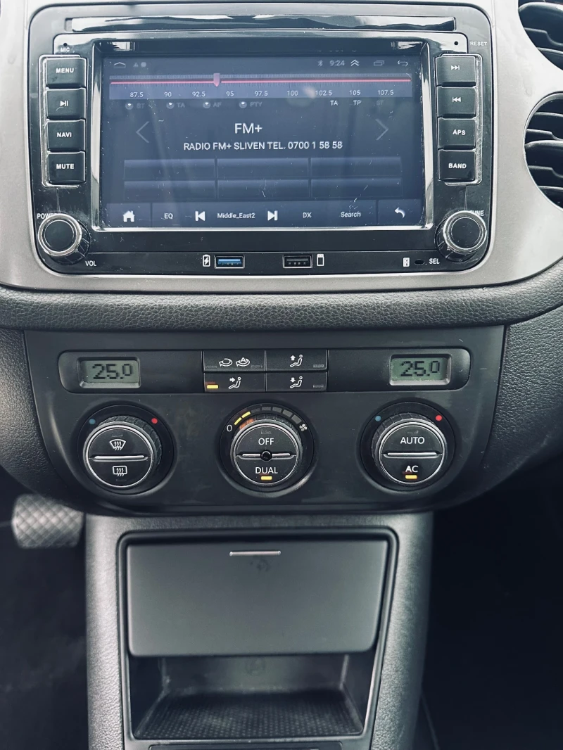 VW Tiguan 2.0 TDI/4x4/DSG/Navi, снимка 12 - Автомобили и джипове - 53270173