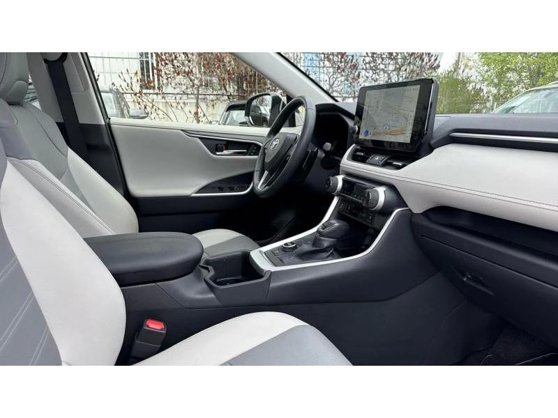 Toyota Rav4 2.5 HSD 4WD LUXURY - изображение 6