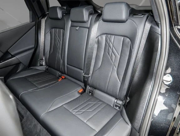 BMW X3 20i xDrive = M-Sport = Гаранция, снимка 11 - Автомобили и джипове - 55890397