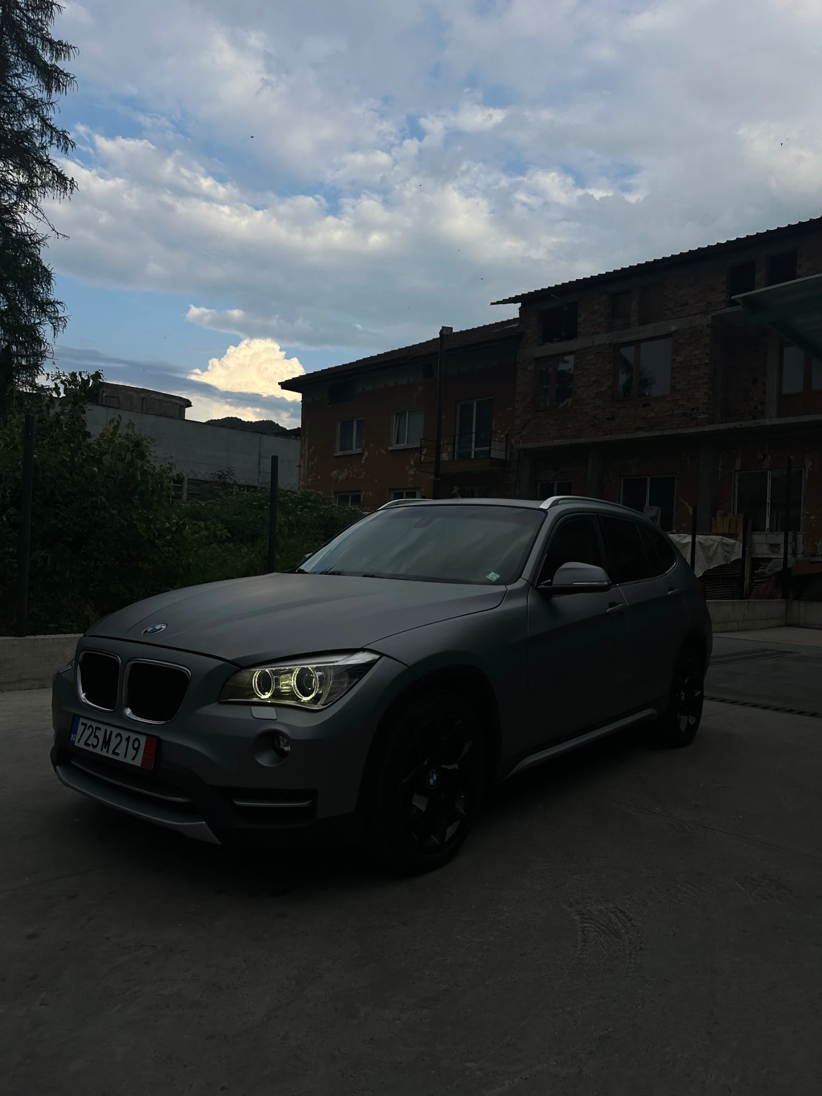BMW X1 Powder Ride Edition - изображение 4