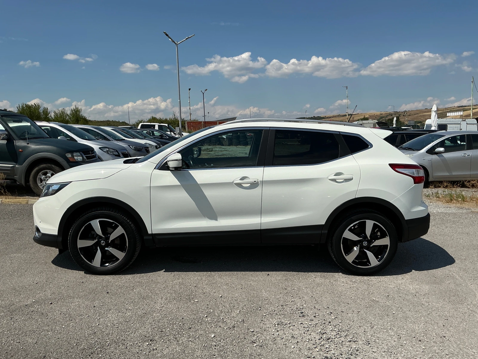 Nissan Qashqai 1.6 DCI - изображение 4