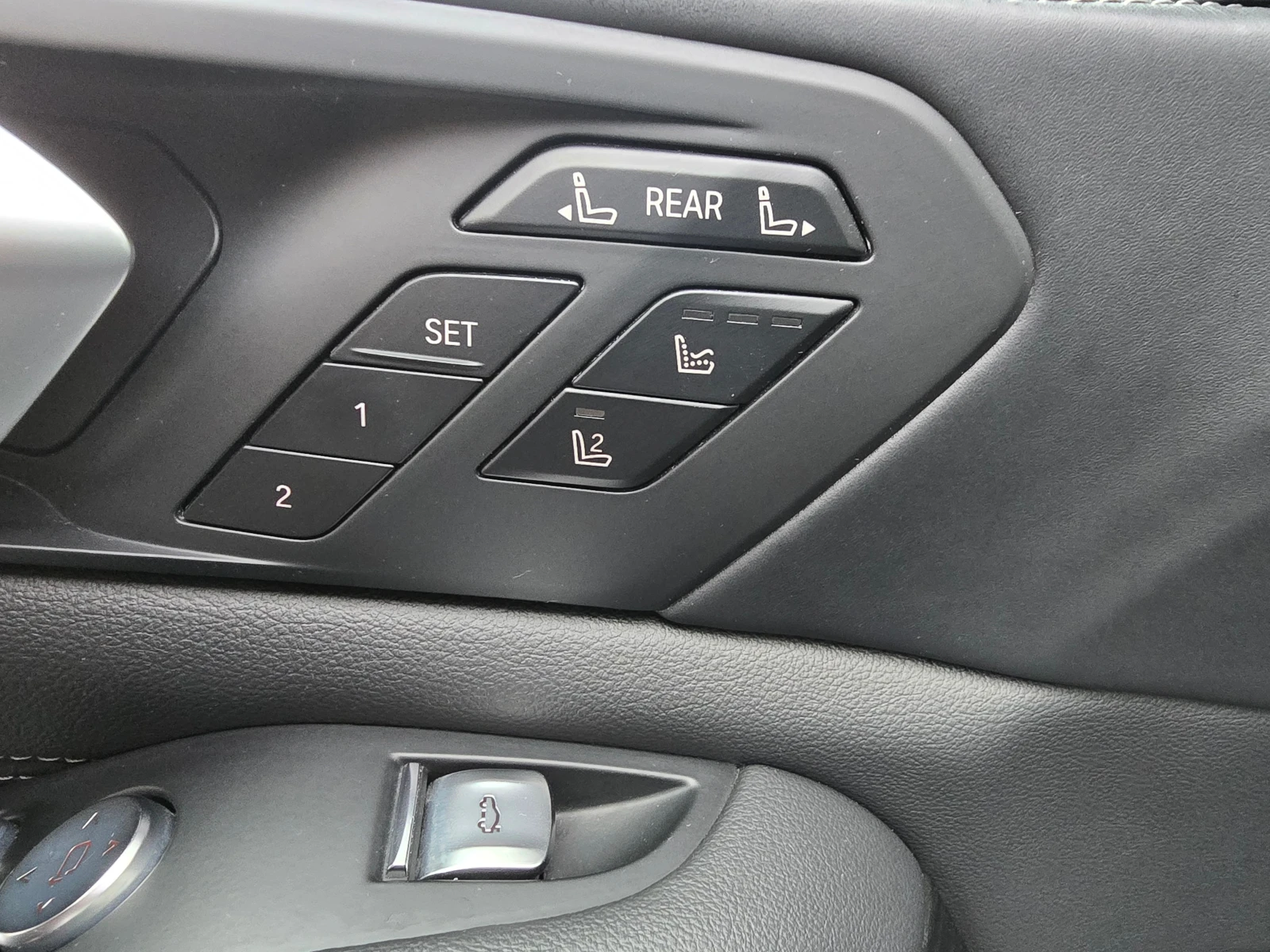 BMW X7 40d M Paket 6+ 1 | Mobile.bg   11