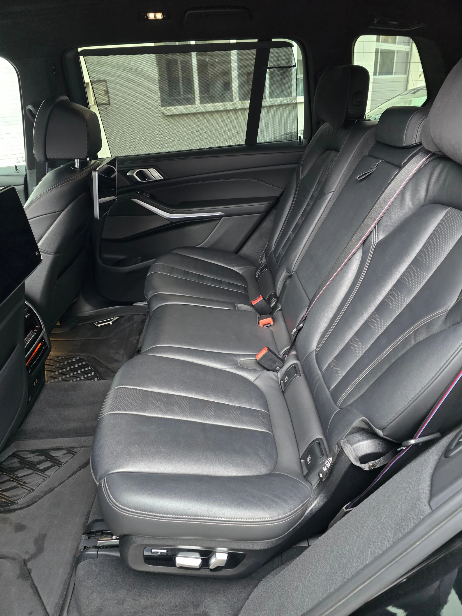 BMW X7 40d M Paket 6+ 1 - изображение 8