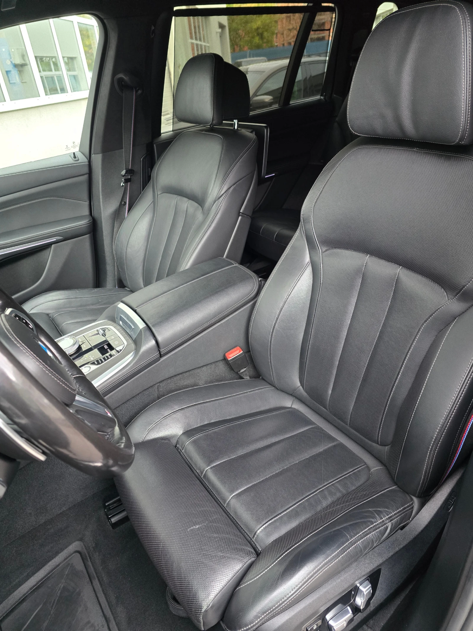 BMW X7 40d M Paket 6+ 1 - изображение 5