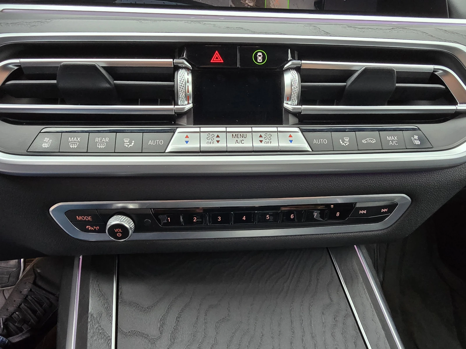 BMW X7 40d M Paket 6+ 1 | Mobile.bg   16