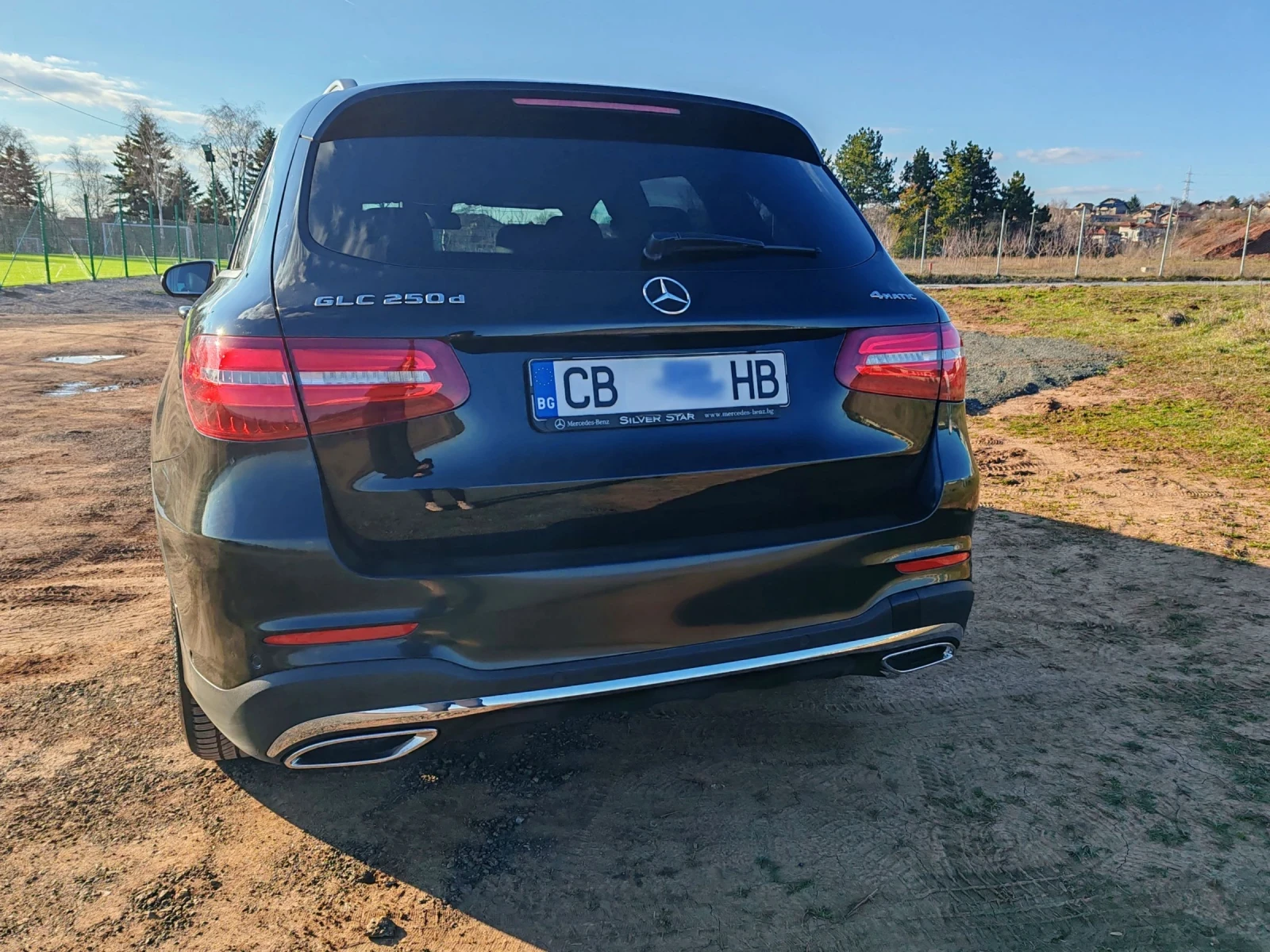 Mercedes-Benz GLC 250 AMG LINE, снимка 3 - Автомобили и джипове - 53713744