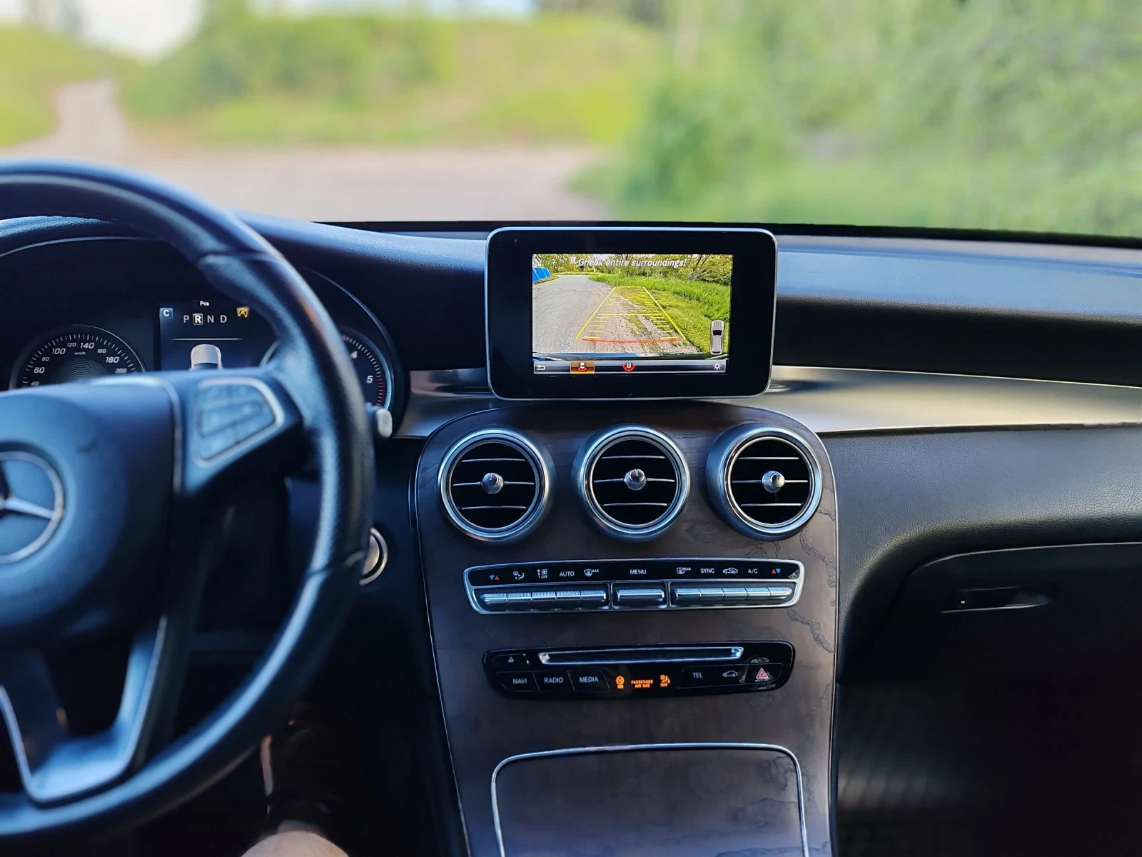 Mercedes-Benz GLC 250 AMG LINE, снимка 14 - Автомобили и джипове - 53808202