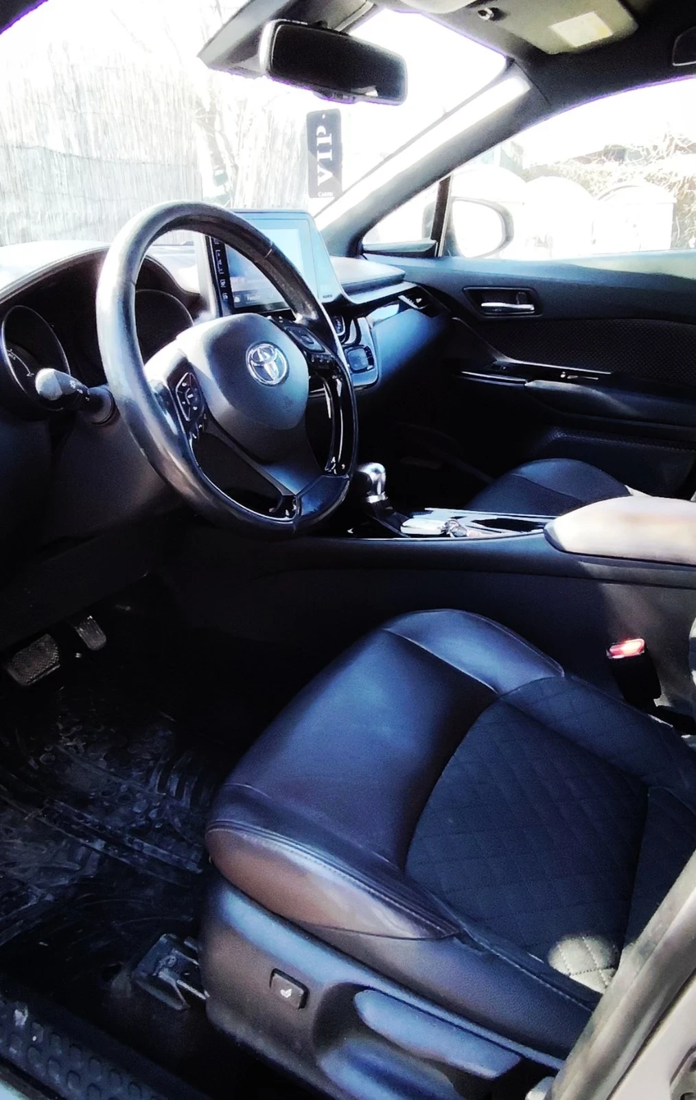 Toyota C-HR, снимка 6 - Автомобили и джипове - 53796204