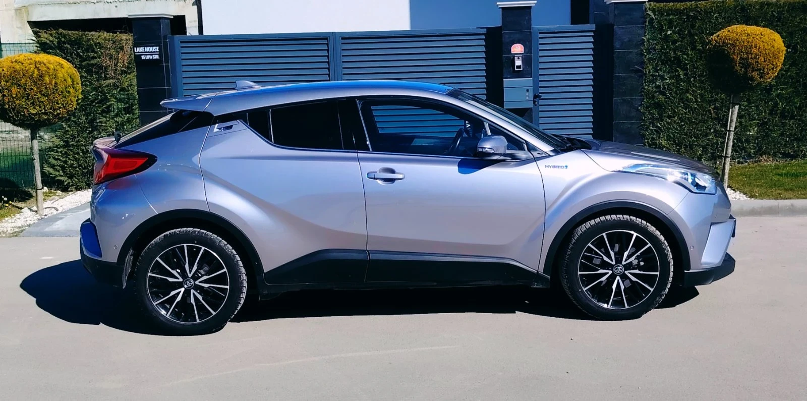 Toyota C-HR, снимка 4 - Автомобили и джипове - 53796204