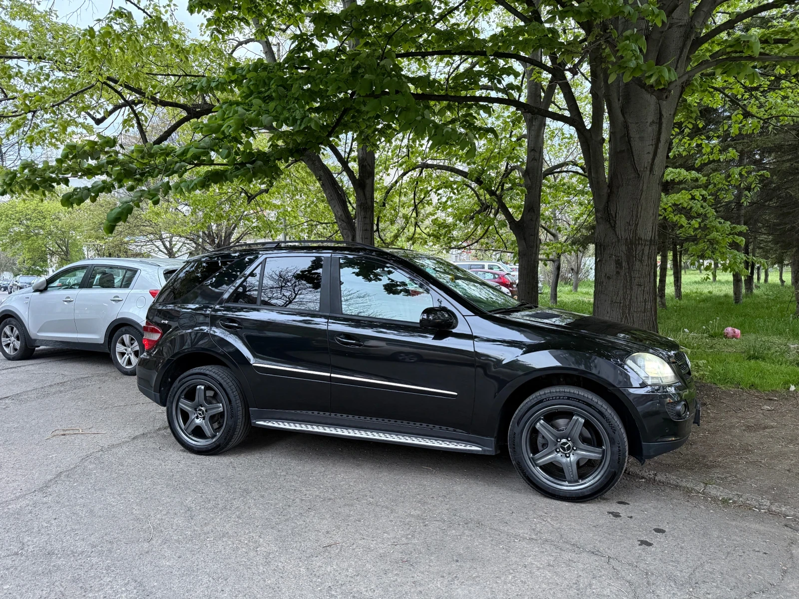 Mercedes-Benz ML 320 CDI  НА ПРУЖИНИ, снимка 3 - Автомобили и джипове - 54542846