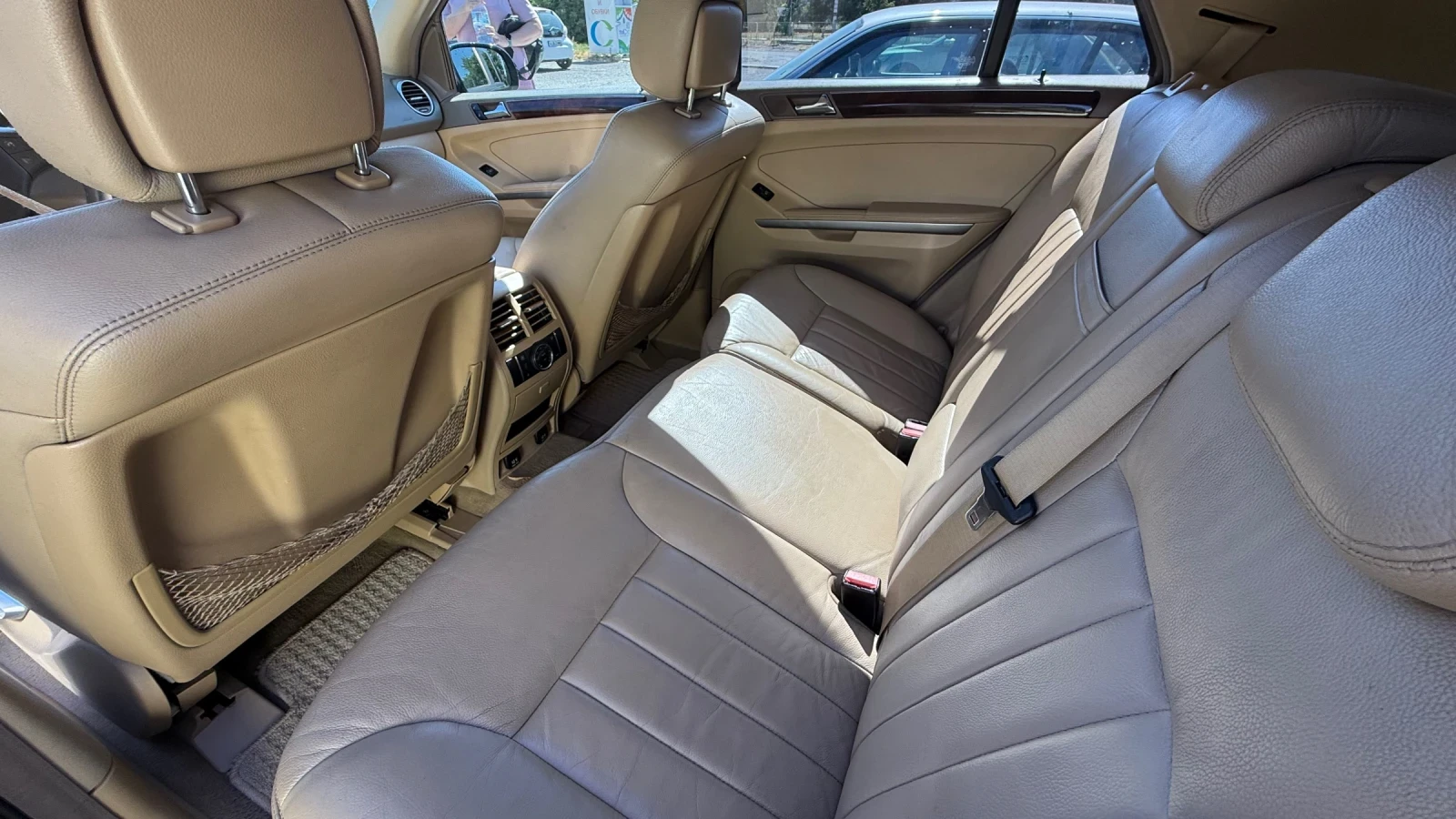 Mercedes-Benz ML 320 CDI  НА ПРУЖИНИ, снимка 6 - Автомобили и джипове - 54542846