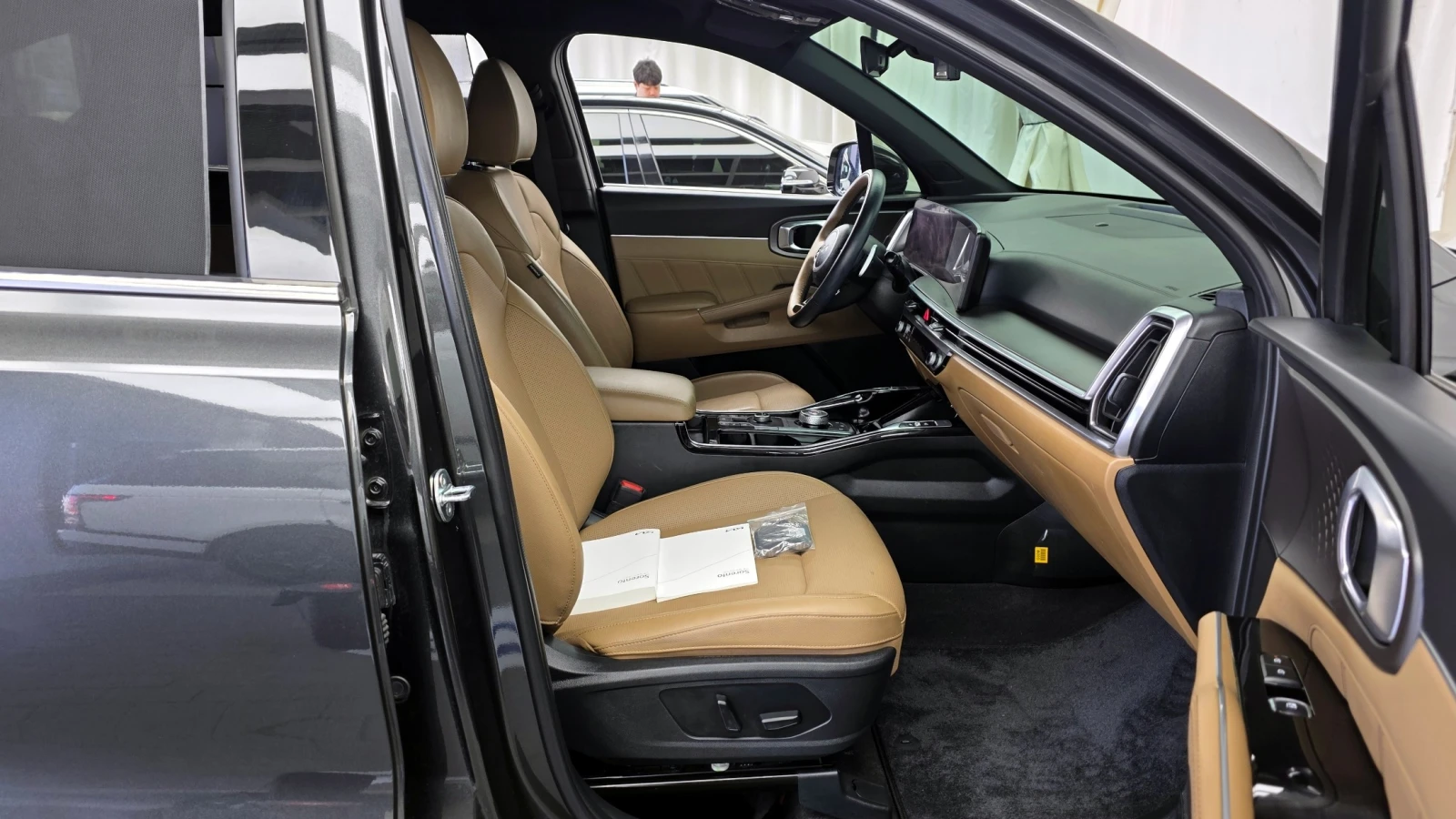 Kia Sorento 2.5 T-GDi 4WD | 7 места | Адаптивен круиз контрол, снимка 8 - Автомобили и джипове - 54585225