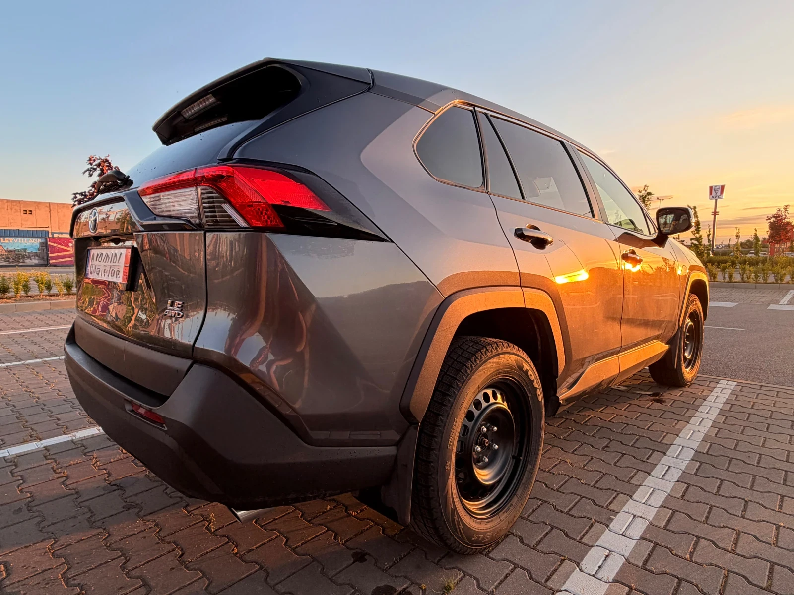Toyota Rav4 6200км, снимка 5 - Автомобили и джипове - 54598431