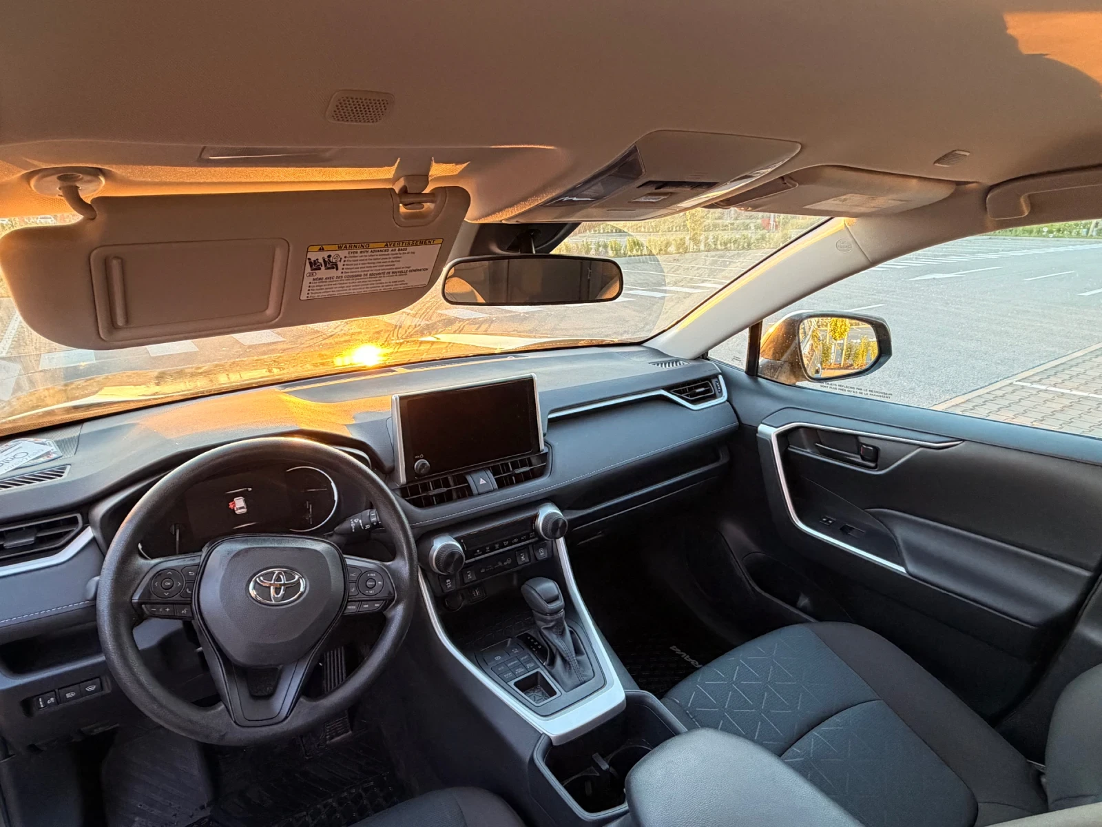 Toyota Rav4 6200км, снимка 8 - Автомобили и джипове - 54598431