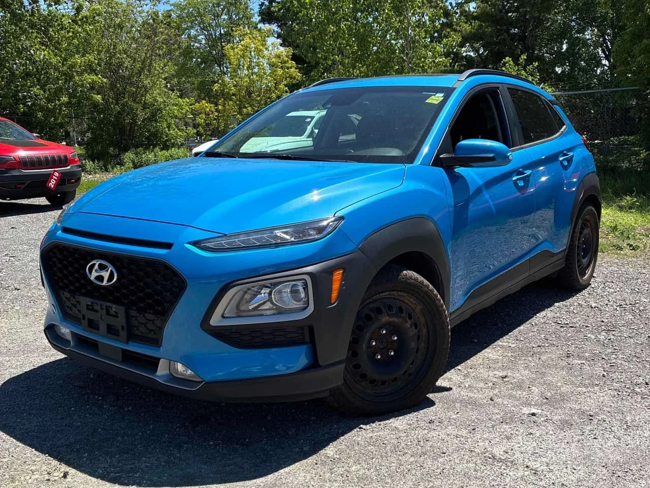 Hyundai Kona * Luxury * ВТОРИ ЧИФТ ГУМИ + ДЖАНТИ 