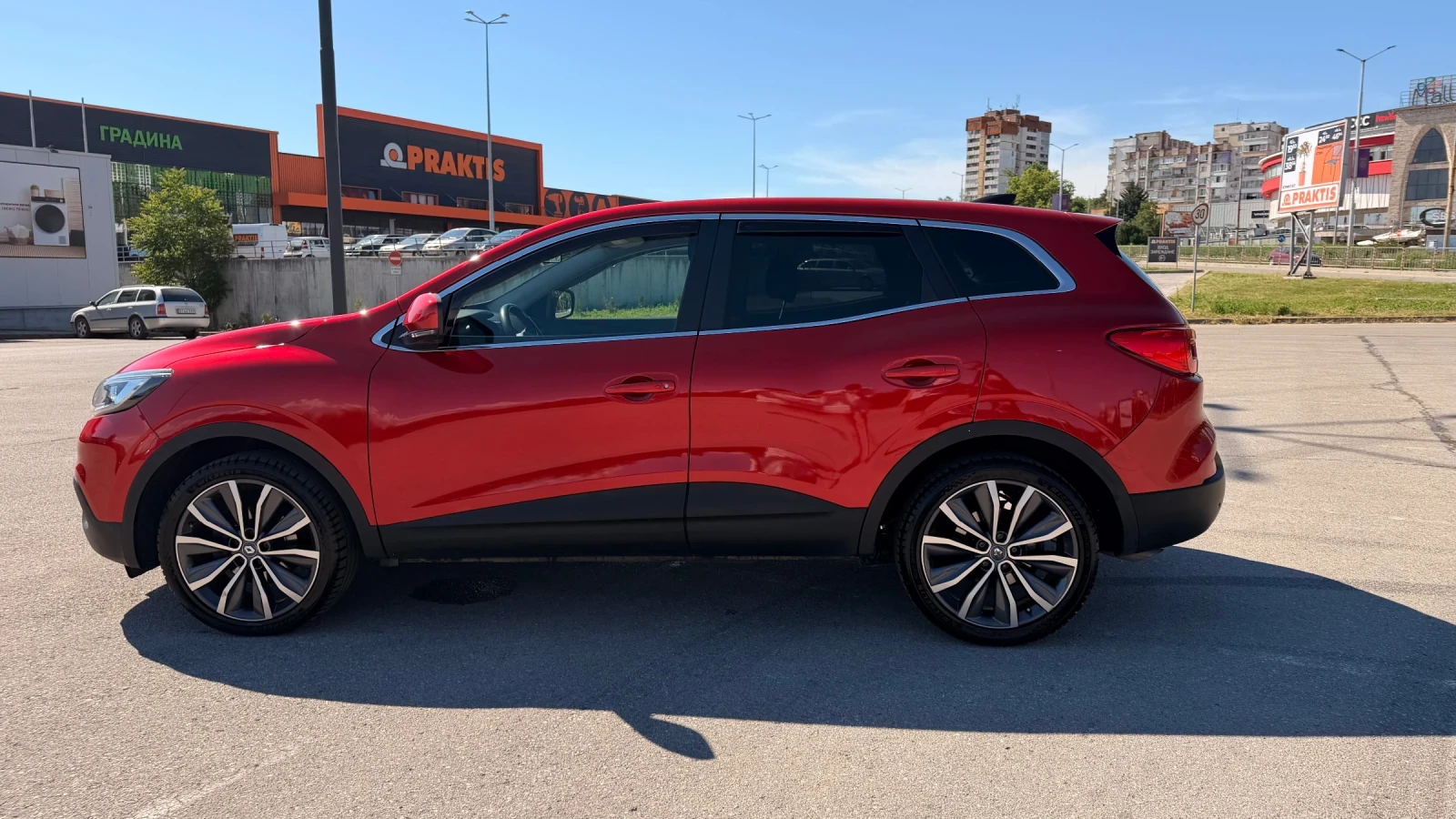 Renault Kadjar, снимка 8 - Автомобили и джипове - 54855312