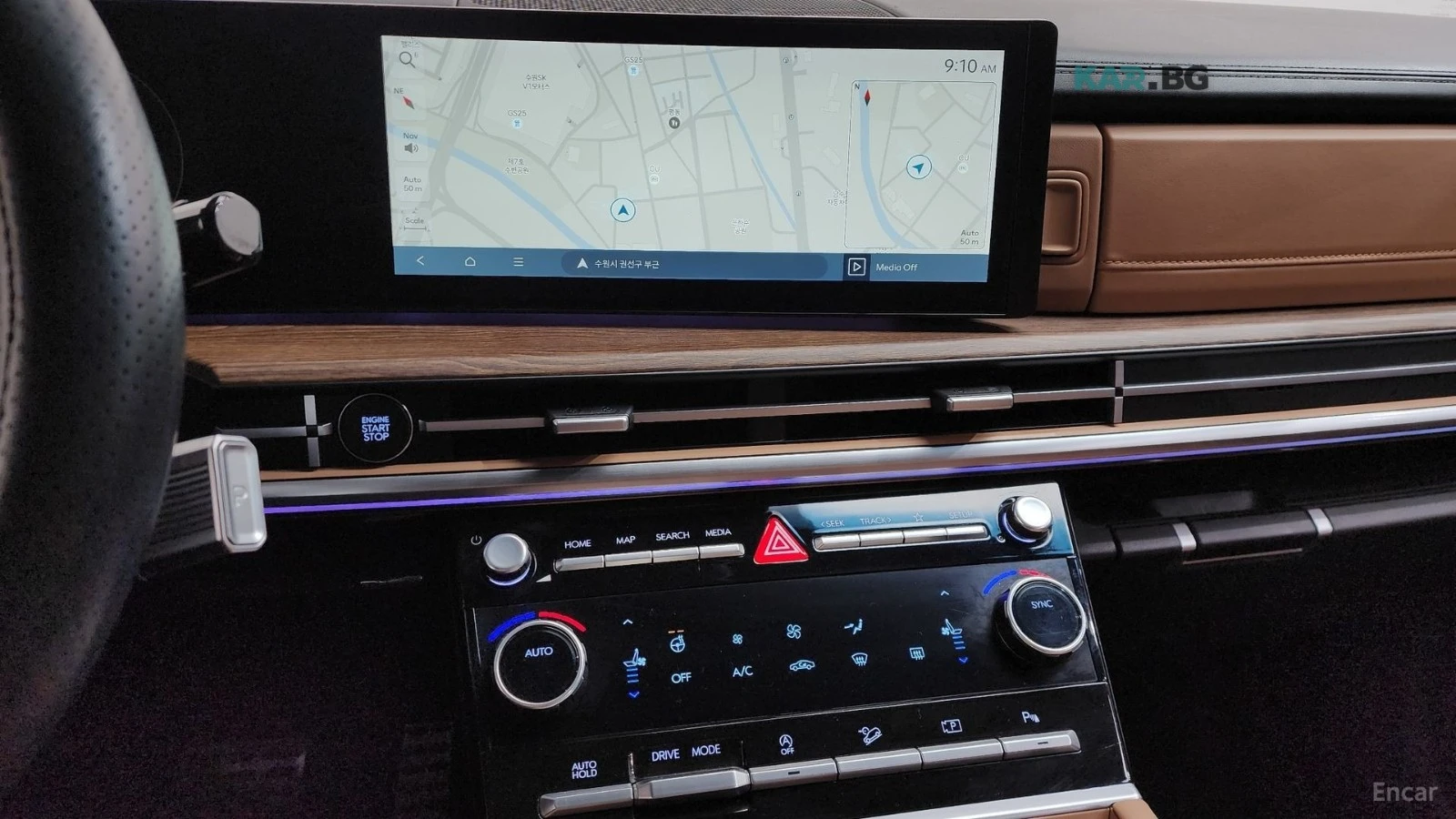 Hyundai Santa fe 2.5T* ОБДУХВАНЕ* ДИСТРОНИК* СЛЕДЕНЕ НА ЛЕНТИ* КАМ, снимка 13 - Автомобили и джипове - 54935171