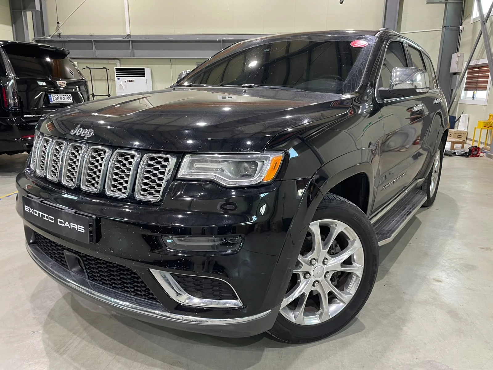 Jeep Grand cherokee 3.6 V6 ! Summit !, снимка 3 - Автомобили и джипове - 55283920