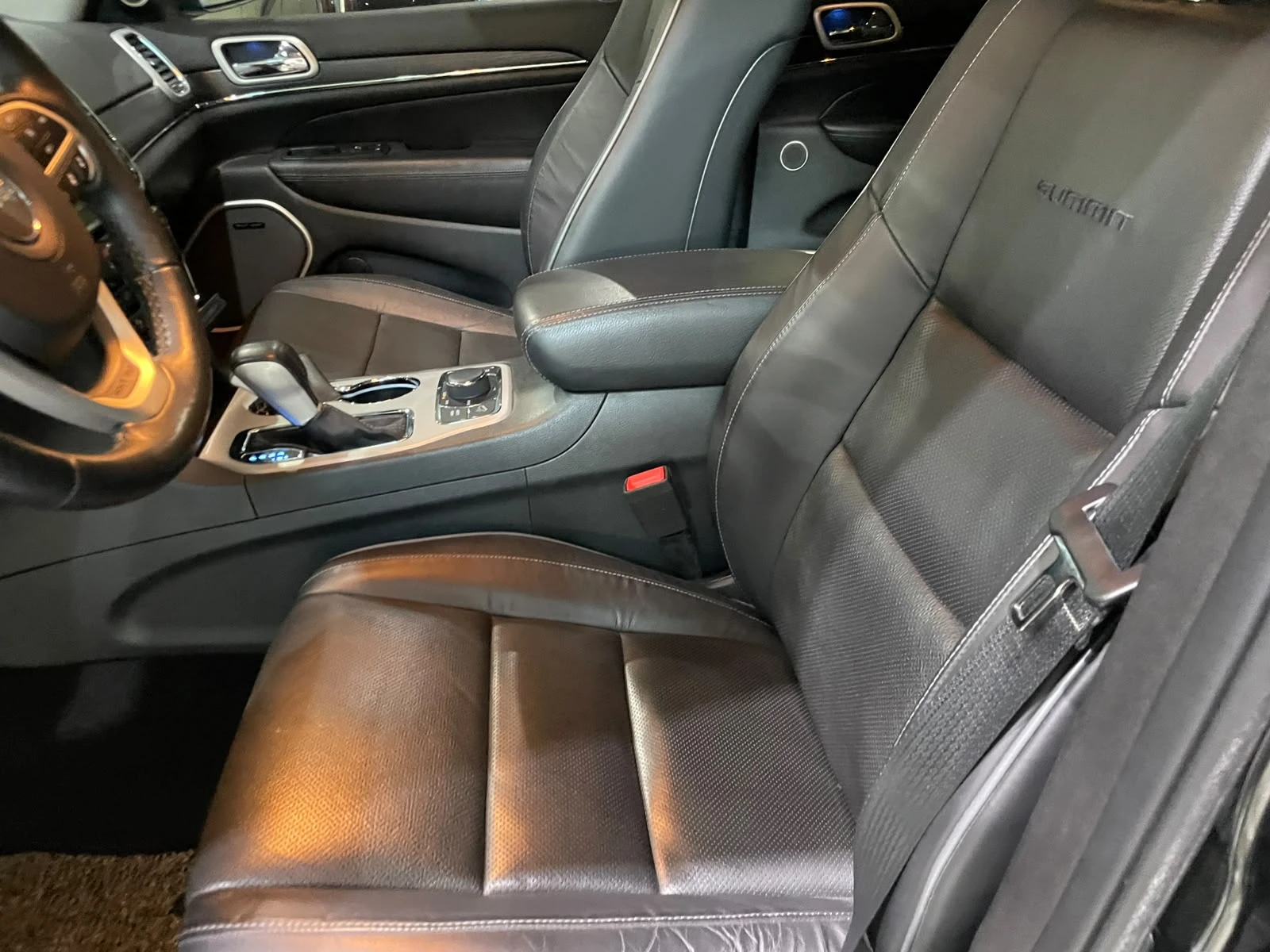Jeep Grand cherokee 3.6 V6 ! Summit !, снимка 7 - Автомобили и джипове - 55283920