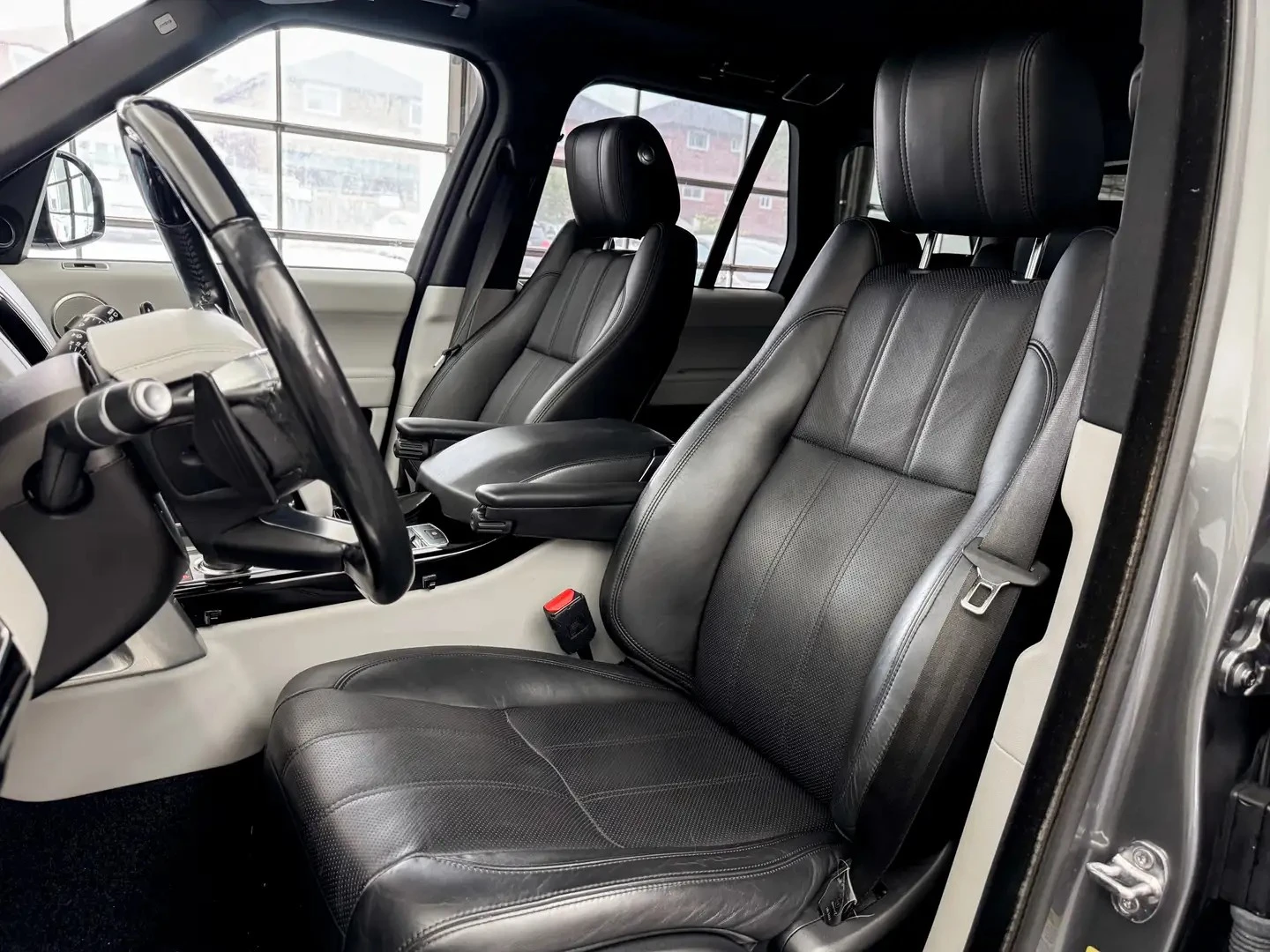 Land Rover Range rover TD6 HSE* 360* LANE* ОБДУХ* ПАНО, снимка 5 - Автомобили и джипове - 55444931