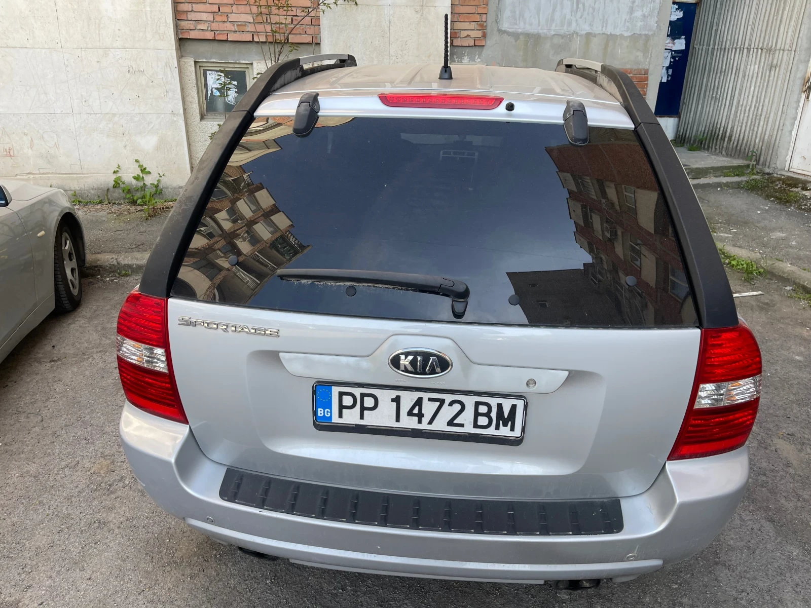 Kia Sportage, снимка 2 - Автомобили и джипове - 55650320