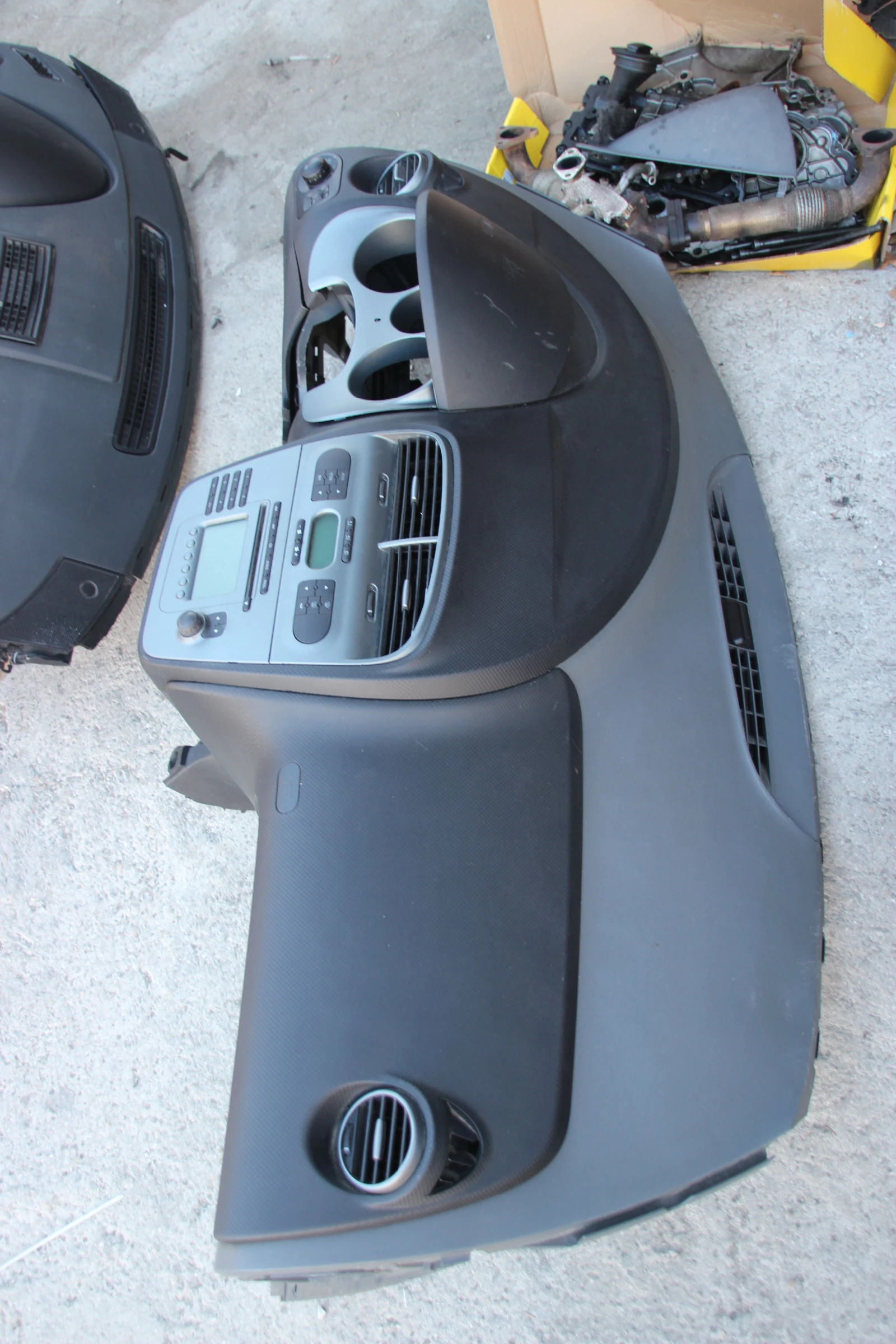     2006  2007 .  | Mobile.bg   4