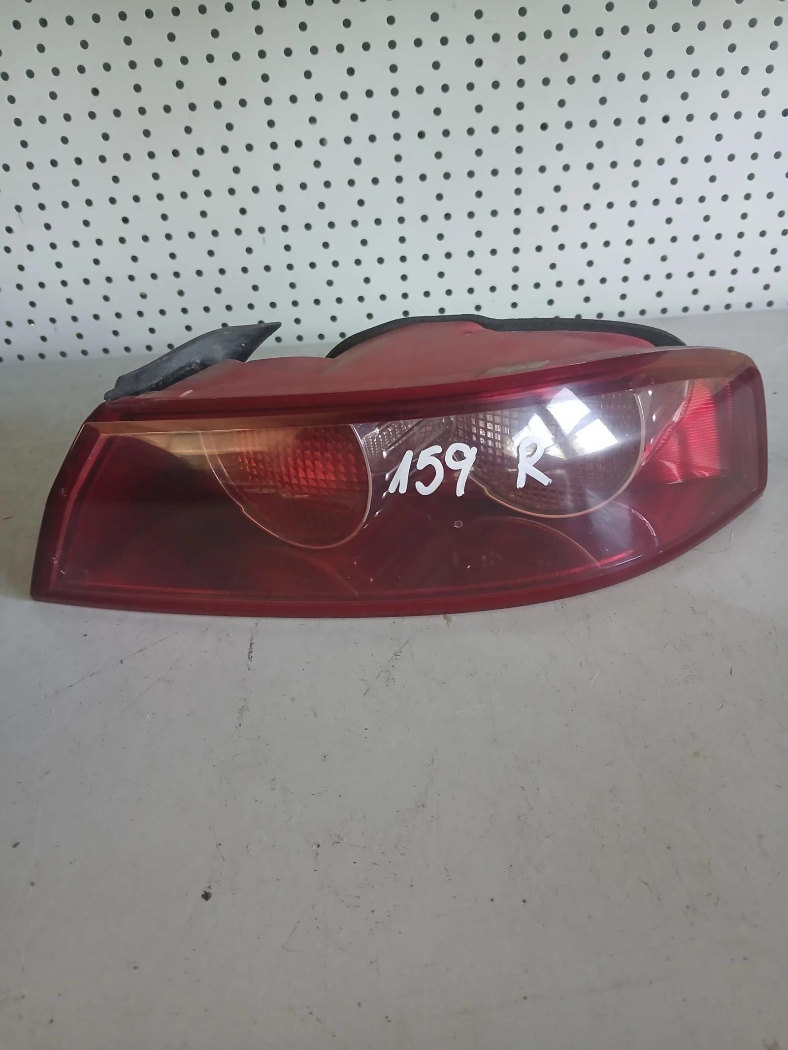 60691363 стоп десен Alfa Romeo 159 седан