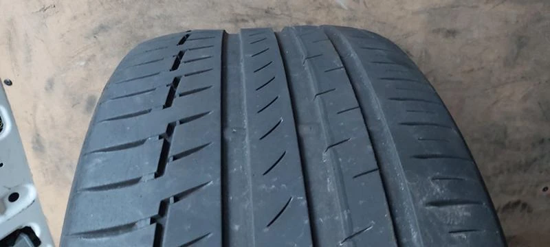 Гуми Летни 245/40R18, снимка 1 - Гуми и джанти - 35130003