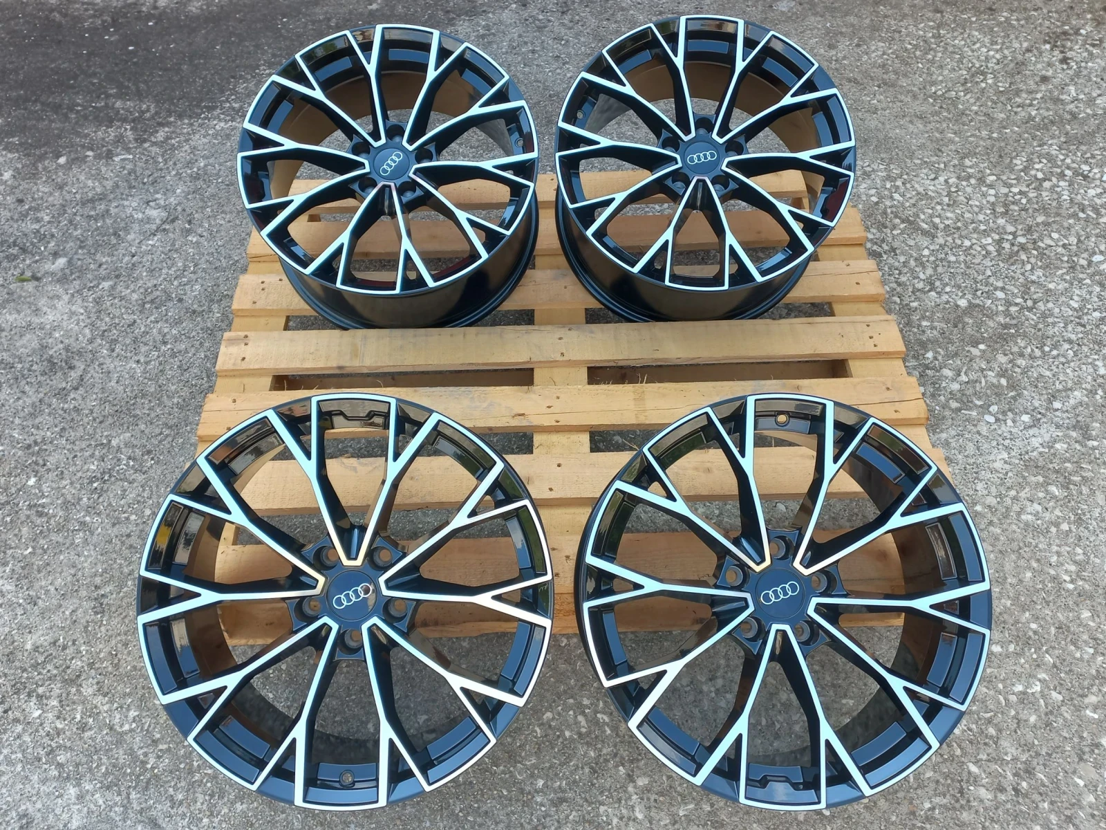 Джанти за Audi, снимка 11 - Гуми и джанти - 56017006
