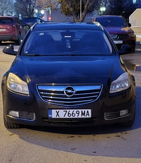 Opel Insignia Комби, снимка 1 — Bazar.bg Opel Insignia Комби, снимка 1