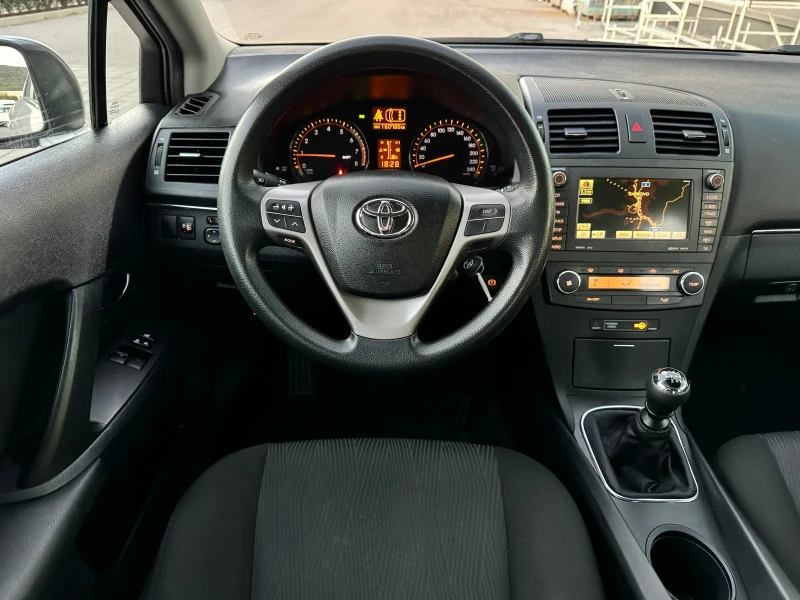 Toyota Avensis Benzin132кс.Sedan160780km!* Navi* Multi* Klima* , снимка 12 - Автомобили и джипове - 47682504