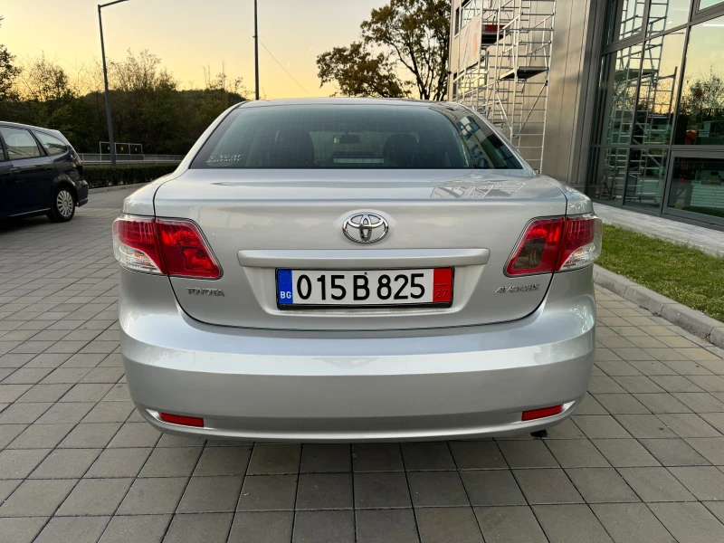 Toyota Avensis Benzin132кс.Sedan160780km!* Navi* Multi* Klima* , снимка 6 - Автомобили и джипове - 47682504