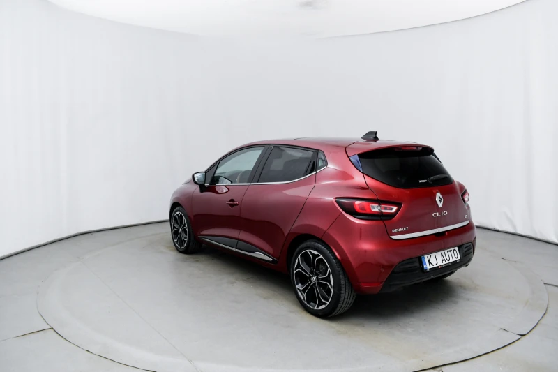 Renault Clio 1.5 DCI, снимка 7 - Автомобили и джипове - 50851322