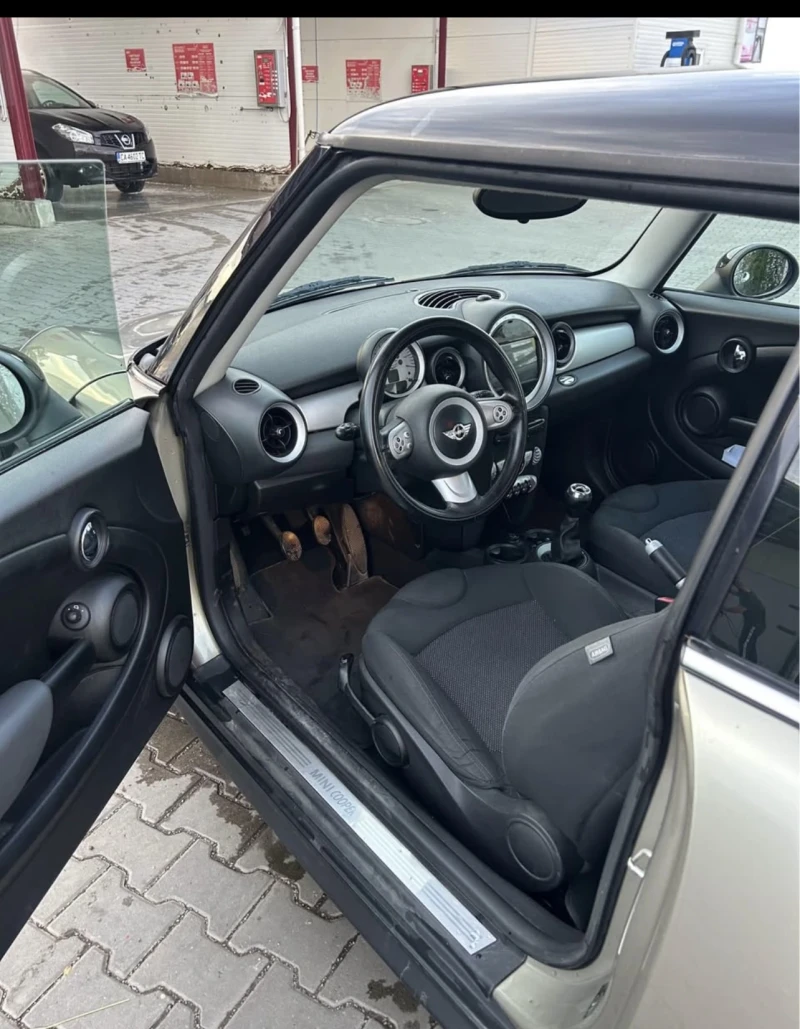 Mini Cooper * НАВИГАЦИЯ* , снимка 4 - Автомобили и джипове - 52541997