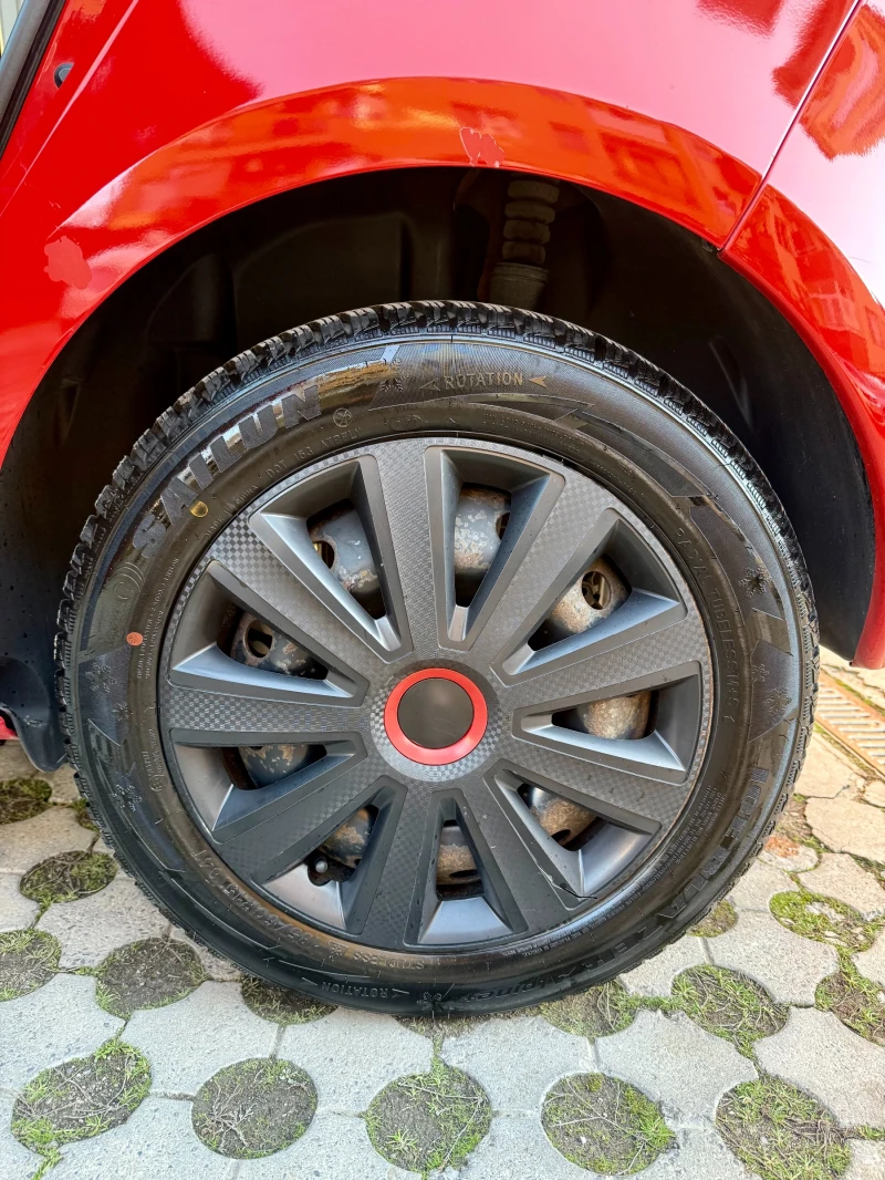 Renault Clio 1.4 Газ / Климатроник, снимка 7 - Автомобили и джипове - 52914044