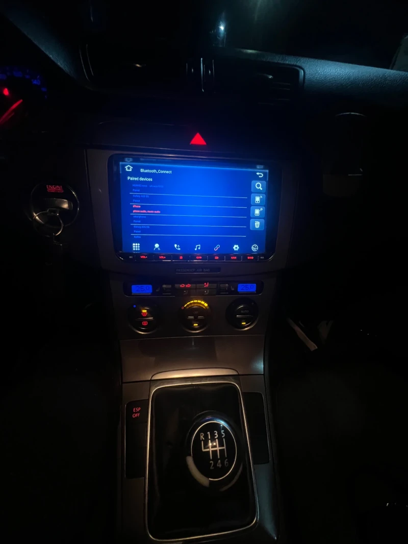 VW Passat, снимка 16 - Автомобили и джипове - 52972616