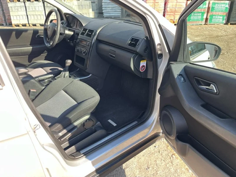 Mercedes-Benz A 150 1.5i, снимка 13 - Автомобили и джипове - 53180072