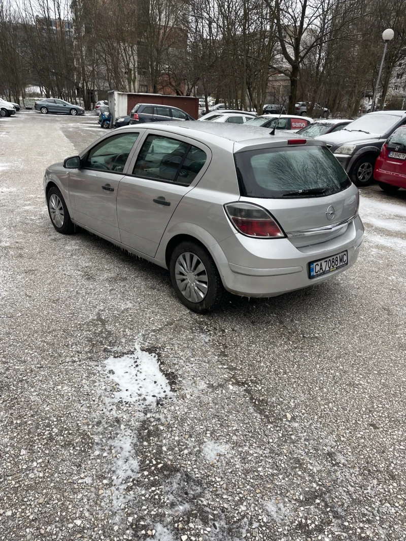 Opel Astra, снимка 3 - Автомобили и джипове - 53420997