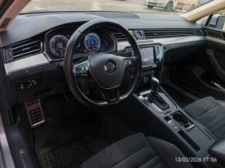 VW Passat 2.0 TDI * DSG* HIGHLINE* DIGITAL COCKPIT , снимка 13 - Автомобили и джипове - 54115881