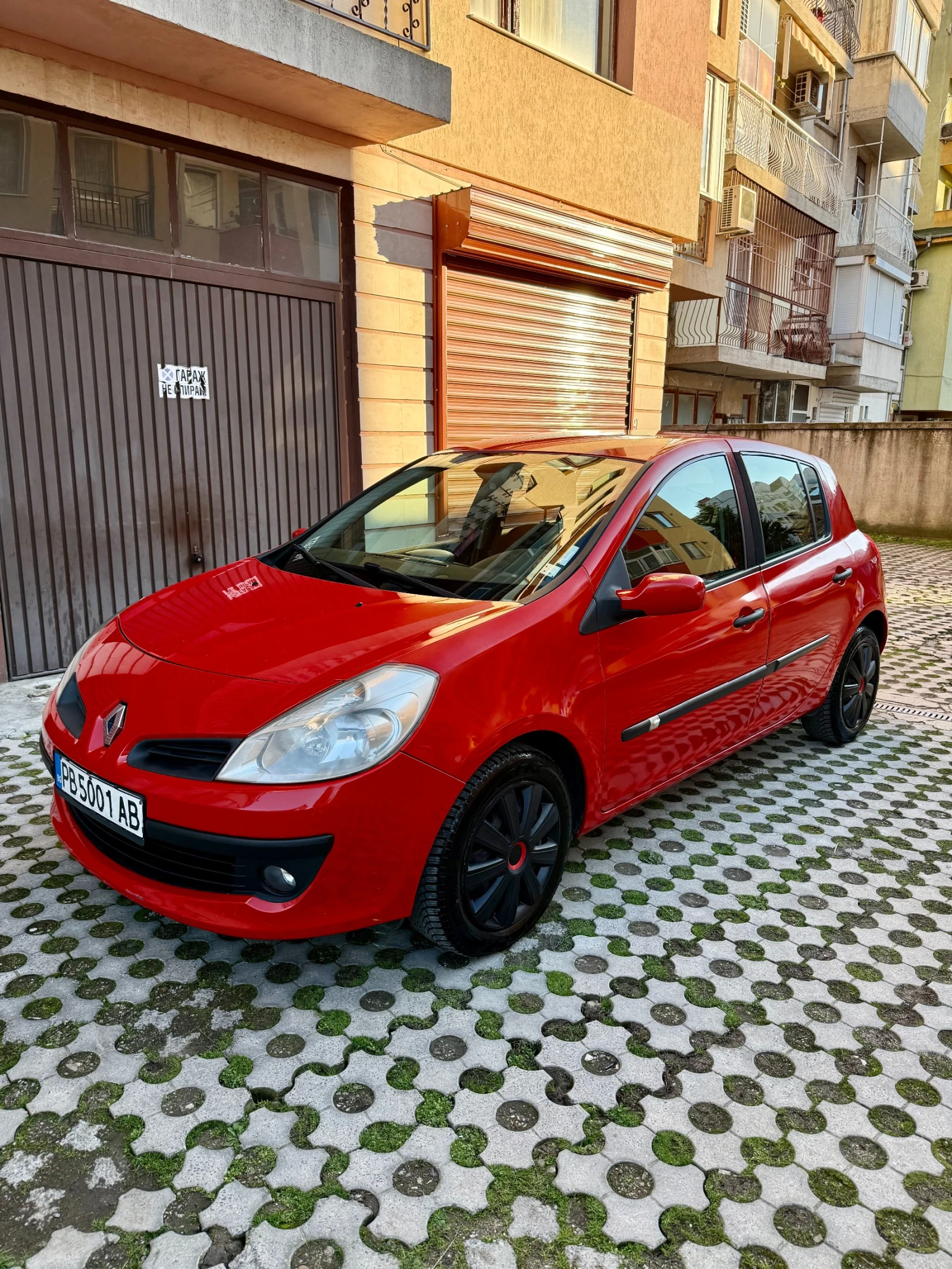 Renault Clio 1.4 Газ / Климатроник, снимка 1