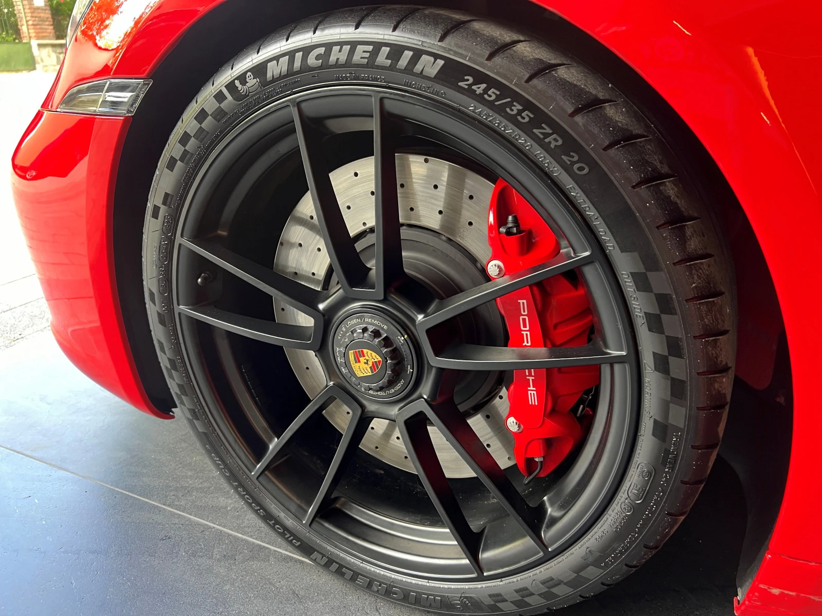 Porsche 911 Carrera 4 GTS / Sport Chrono  | Mobile.bg   12