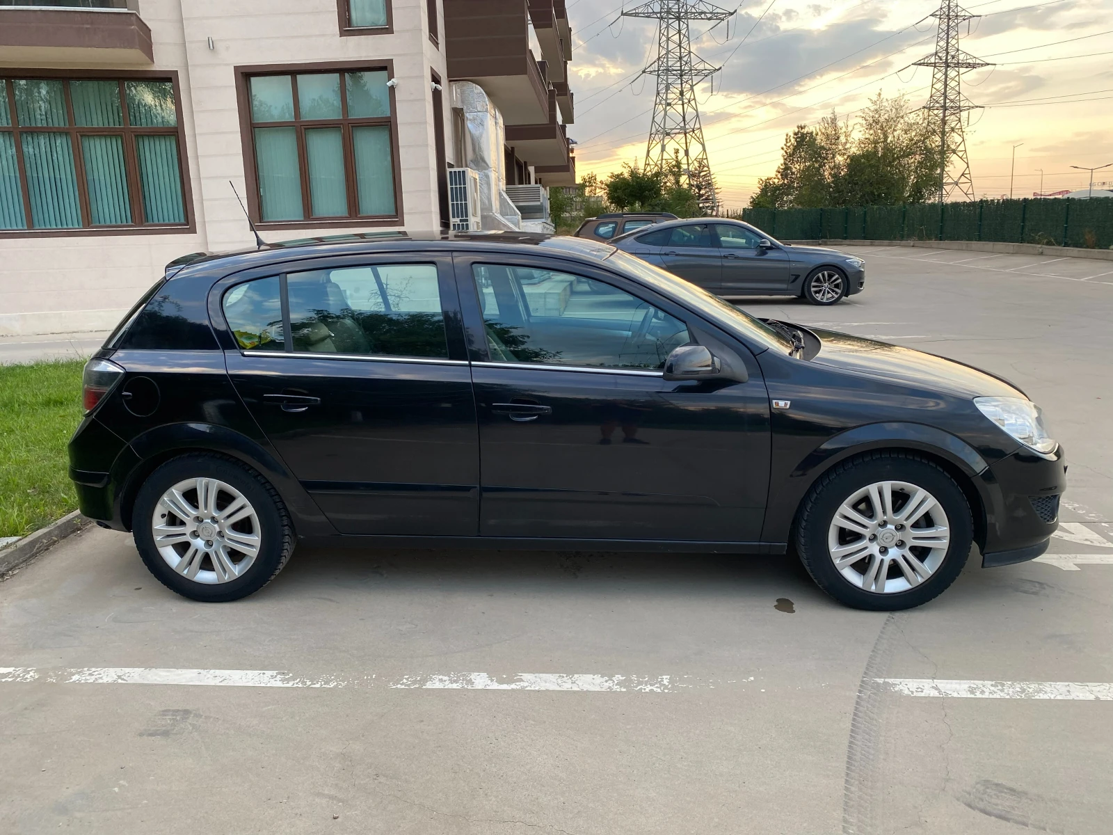 Opel Astra H 1.6i-COSMO / Газ / Автоматик - изображение 6