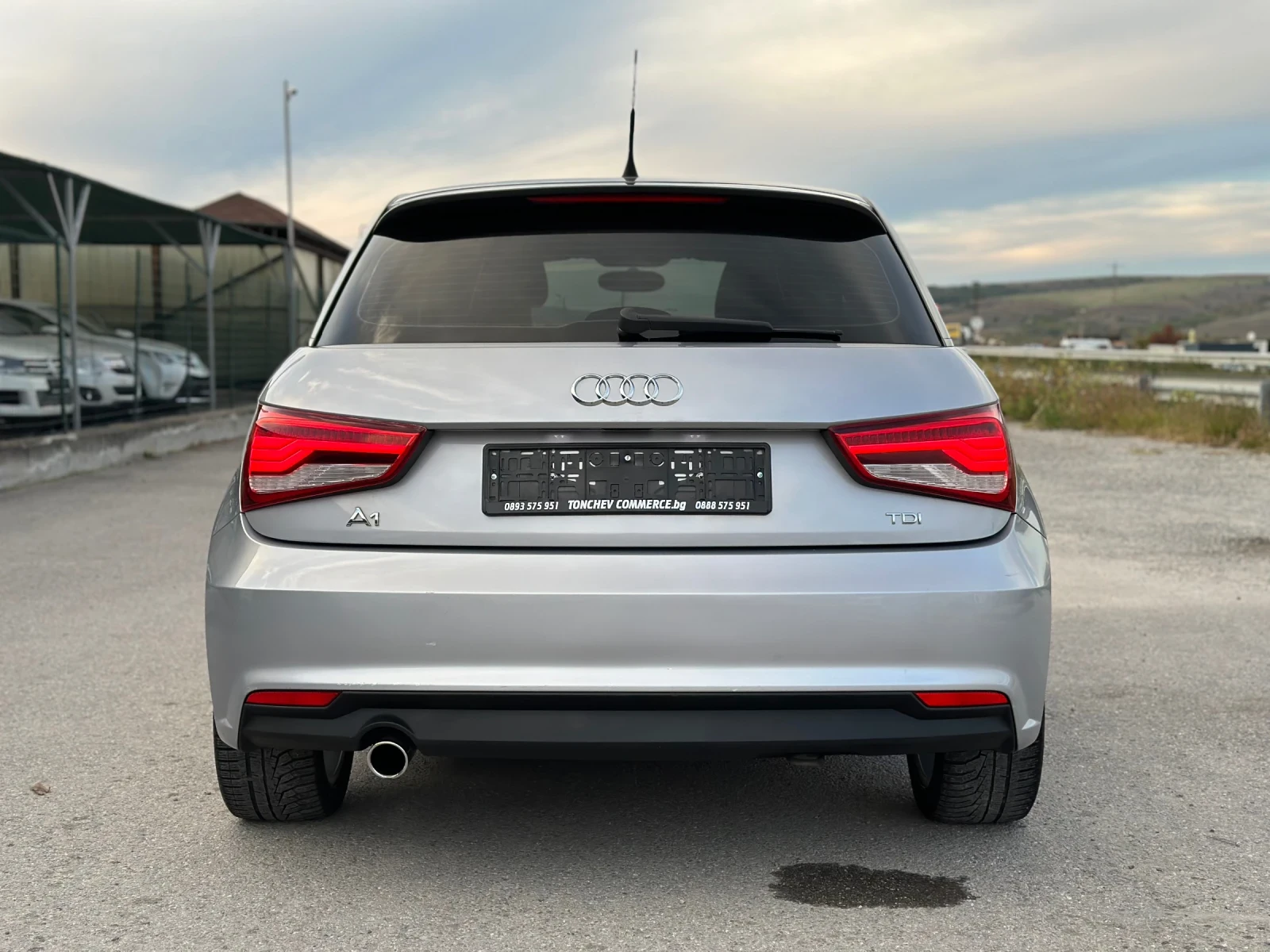 Audi A1 1.6-TDI-AUTOMAT-S-line+ 152.000km-NEW-NAVI-LED-XEN - изображение 5